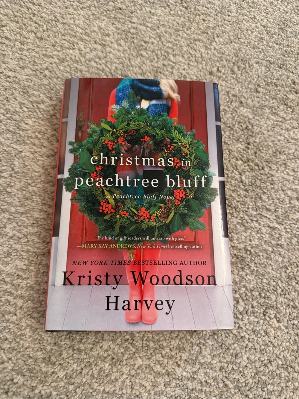 Hardback Kristy Woodson Harvey - Christmas in Peachtree Bluff (Holiday Novel)